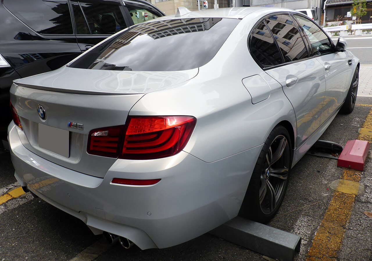 File:BMW M5 Sedan (F10) rear.JPG